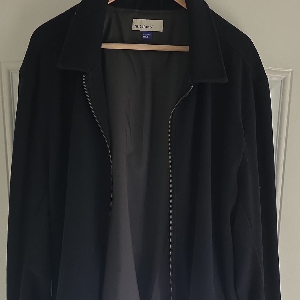 Artefact Men's Black Jacket